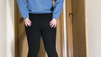 Pawg Cougar Gigantic Butt Hallway Tease