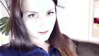 PUMPING ELLIE FULL OF CUM
