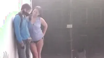 Showing off to the unknown delivery man. Deisy Yeraldine shows her gigantic bitch butt and getting groped by the lucky