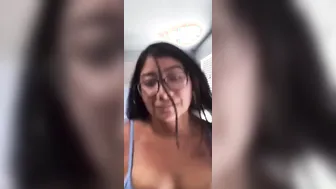 cougar Gigantic tit YouTuber running boob bounce mommy’s tit