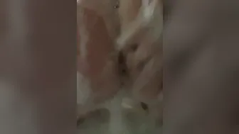 Amateur fiance fingered and posing into the hot tub