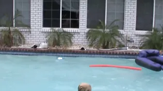 Slender Dipping Pissing And Twerking Into My Back Yard