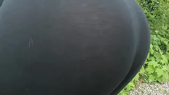 Monstrous Booty Milf Outdoor Wedgie Walk