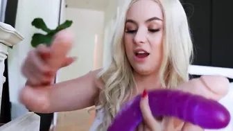 Small Curious Daughter Caught- Aria Banks