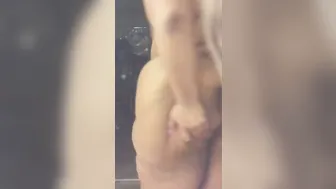 Stretched that Booty for me