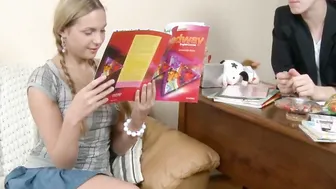 Perfect Boobs porn video – Super Sexy boobies blonde chick getting it anally and inside the