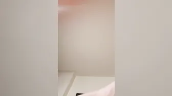 GETS BANGED REAL ROUGH AND HAVING HELLA ORGASMS