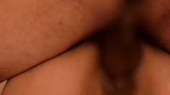 バックで突かれて気持ち良すぎて愛液が糸を引く 素人夫婦の性生活 - EroticCoupleJP