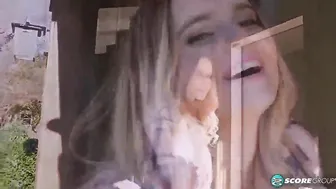 Codi Vore Huge Melons Long Natural Hooters Blonde Porn