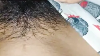 Srilankan chick quit boobies and unshaved twat play |