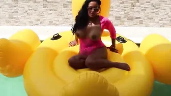 Beauty Gigantic Boobed Maxine X Leaves A Squirt Puddle By