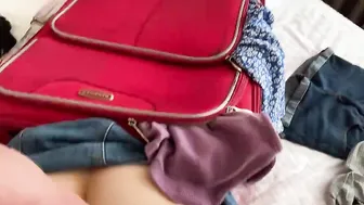 STEPSISTER STUCK INTO A SUITCASE AND I CUM INTO HER