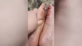 How I take my feet pics inside the mirror