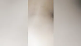 Blonde cougar phat white butt