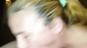 I like sucking off penis