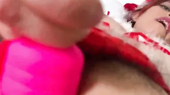 Santa clouss helper masturbates richly