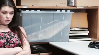 19 Yo Gets Hardfuck Punishment or Her Stealing Crime