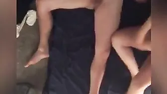 PAWG twerking on that penis and gets facial