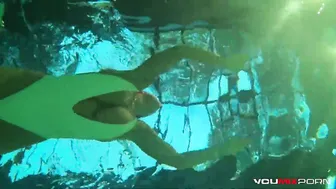 Hot Susi Deep Throat Inside Shallow Waters #GERMAN #bigtits