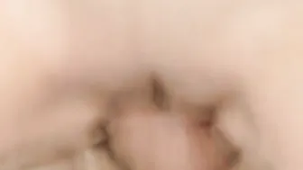 Wahre Liebe Lisa fickt mit Ihrem Freund auf der Couch