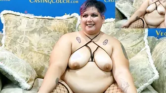 This BBW Shows Her Skillz Taking Deep Inside Her Mouth – First Time On Camera
