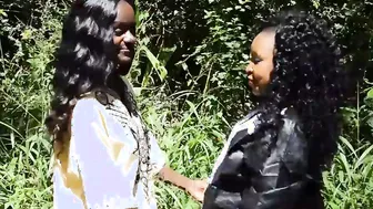 Screaming Black Amateur Snatch Eating and Toy Orgasms