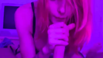 Mia Delor ginger suck and facial