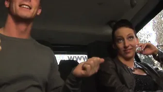 MIt Fundorado Bumsbus notgeile Anhalterin klar gemacht