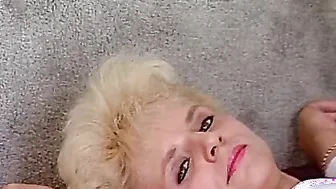Beste freundinnen ficken mit dem selben typen 3Some