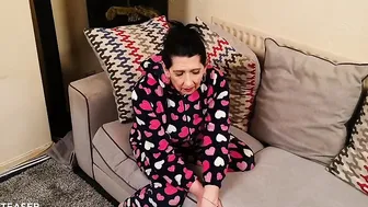 Older slutty cockteaser you need to spill your spunk over