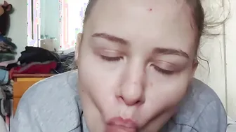 morning fellatio from a 19-year-older 19 year old women with eating cum