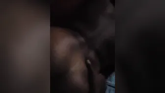 She call me while her BD working night shift. Squirts at one:20 u can hear it