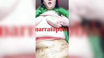 Gotta Gotten Up: Yippie Stoner Cunt With Mouth Gets Naked and Shakes Her Melons