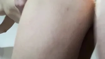 Sperm girlfriend eating pizza with cum after rough banged