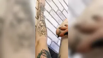 Legs want to crumple the dick