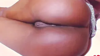 She needs more finger fuck inside her holes