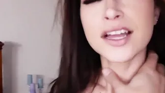 hot huge butt dark hair 19 yo Step-Daughter Wants Dads Cock and fucks him on the bed point of view