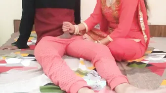 Maa mujhe choot do First time Rough sex with stepmom