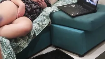 My STEPSISTER can´t STOP watching PORN  this time i CAUGHT HER watching BUKKAKE GANG BANG