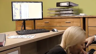 LOAN4K. Real estate agent lets the bank worker penetrate