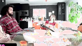 Hot Teens Blonde Invites Her Bf Over For Thanksgiving