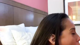 Colombian Hottie Andreina Deluxe fucks a stranger