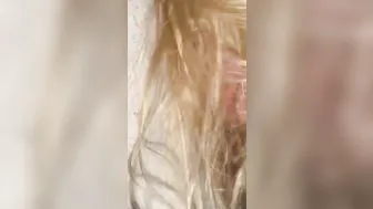 Crying porn video – First time anal (begging)
