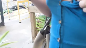 Home improvement store mom flashing