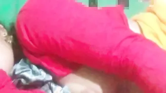 Lal blouse khol diya phir choda kutti ko