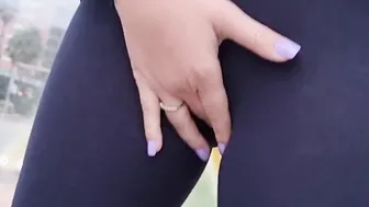 Camel Toe porn video – Cameltoe I wore tight yoga leggings ripped into outdoors Orgasm