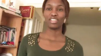 Epic african goddess makes love with her mouth
