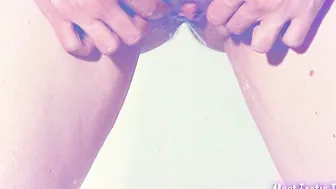 Inside Ass porn video – She loves peeing inside glasses and gets leaking