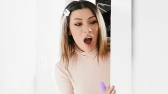 Brazzers - Valentina Jewelz Cant Gotten Over Her Ex Rose Monroe So They Have 1 Last Anal Banged