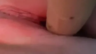teenie YEAR MATURE BEGS DADDY FOR HIS COCK WHILE SQUIRTING